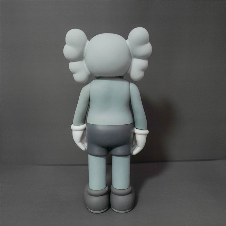 Kaws 37cm m  (3)